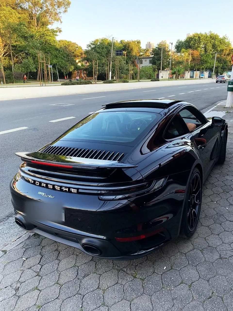 Porsche 911 Turbo preto