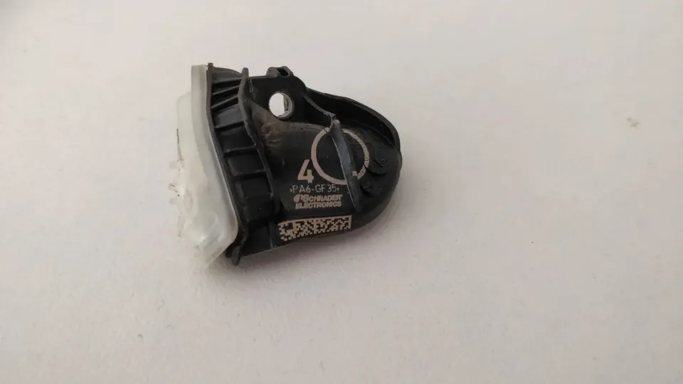 Sensor TPMS com a carcaça quebrada